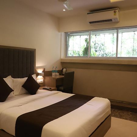 Hotel Sai Pritam مومباي المظهر الخارجي الصورة