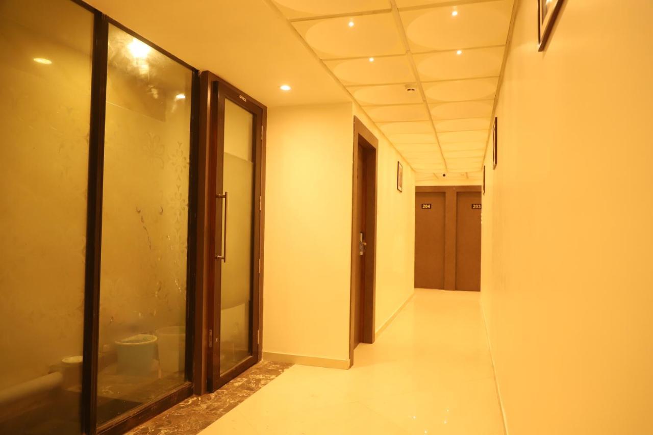 Hotel Sai Pritam مومباي المظهر الخارجي الصورة