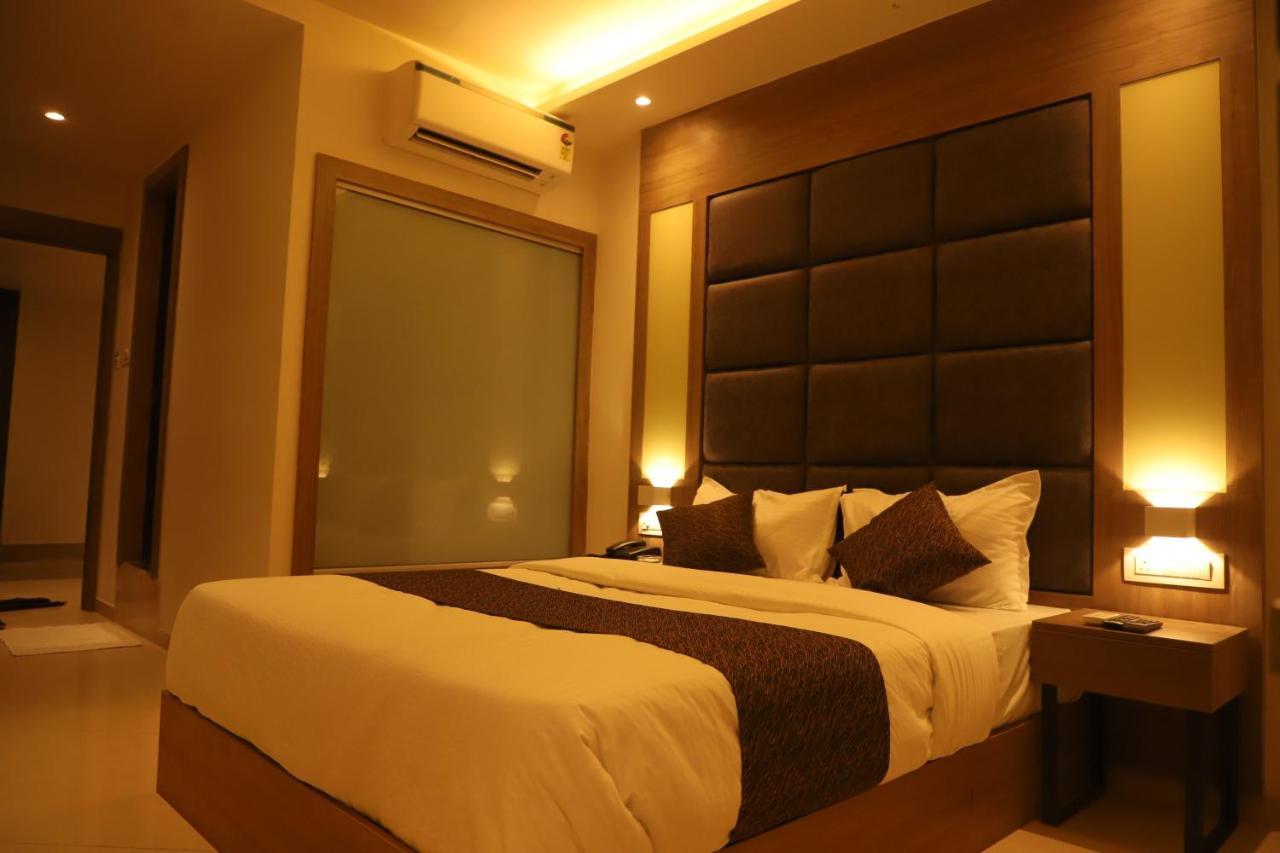 Hotel Sai Pritam مومباي المظهر الخارجي الصورة