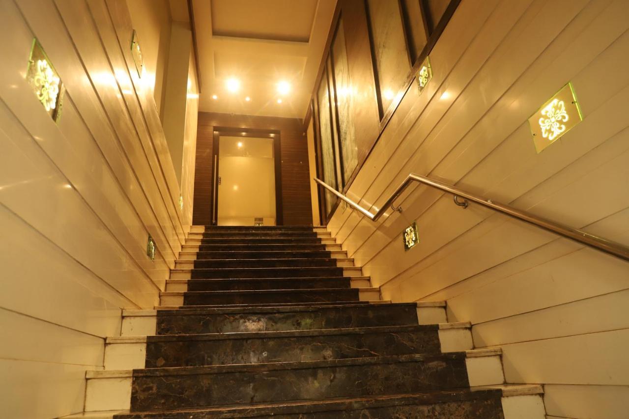 Hotel Sai Pritam مومباي المظهر الخارجي الصورة